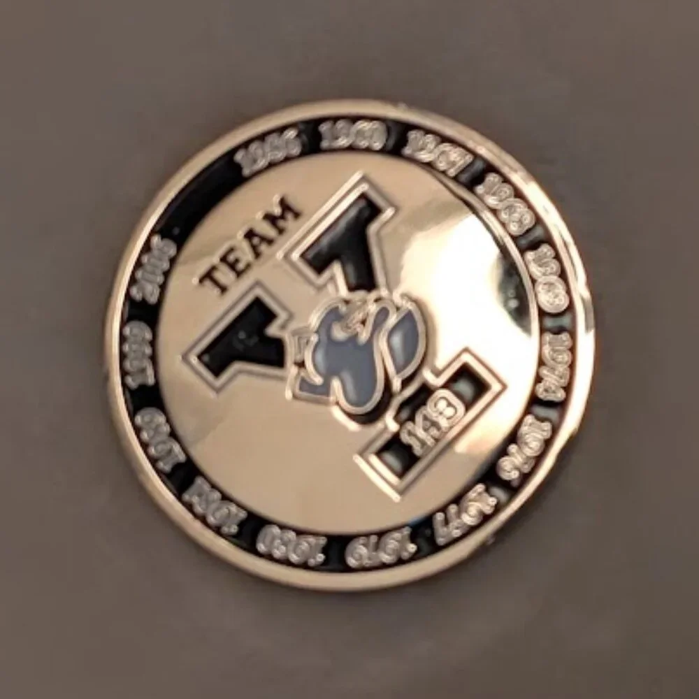 O2 YALE Coin - Picture 3 of 4